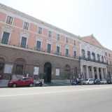 In un�ala del Piccinni � stato poi ricavato il Palazzo di Citt�, sede del Comune di Bari dal XIX secolo